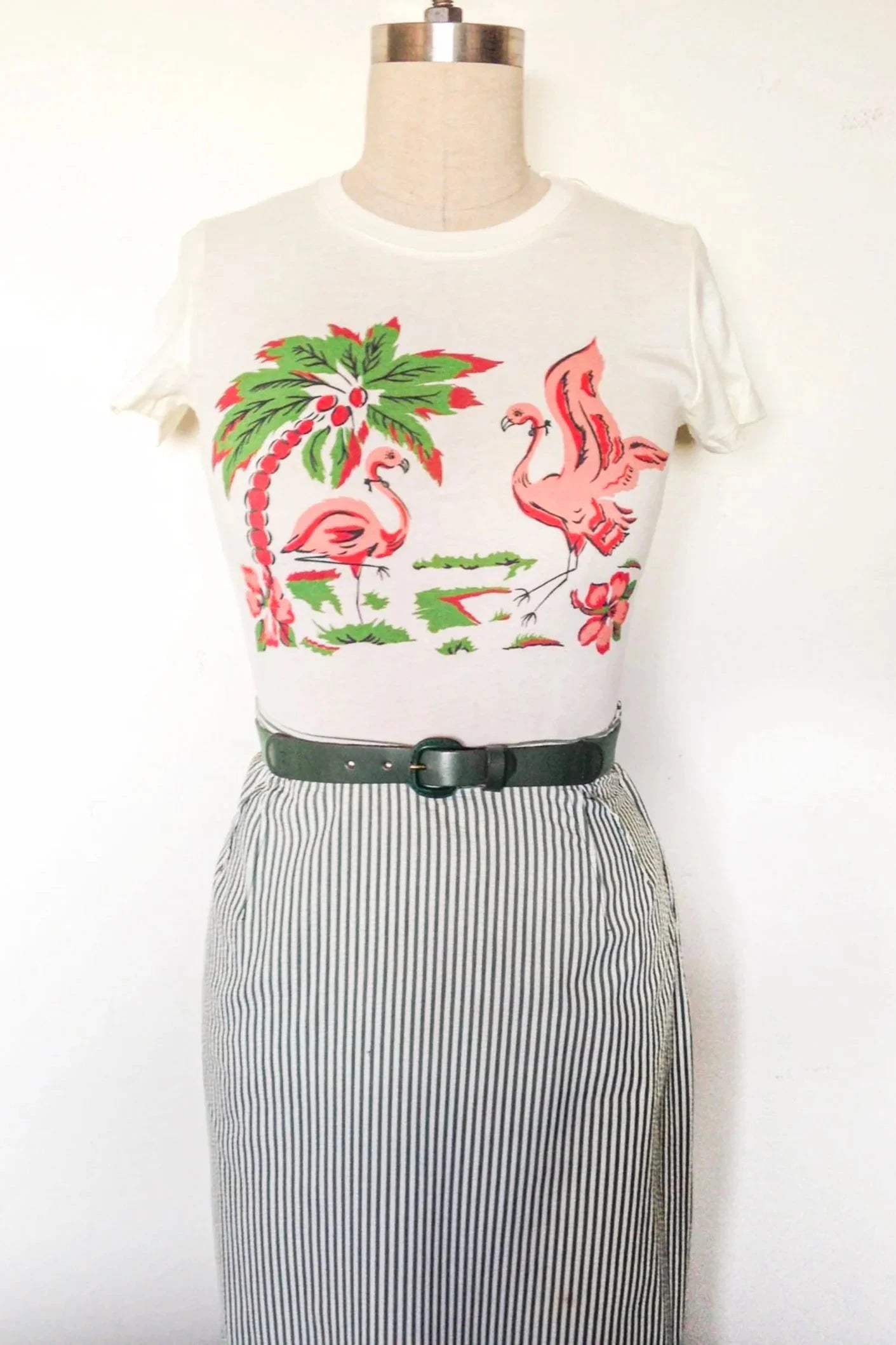 1950'er stils T-shirt "Pink Flamingo" t-shirt Mischief Made