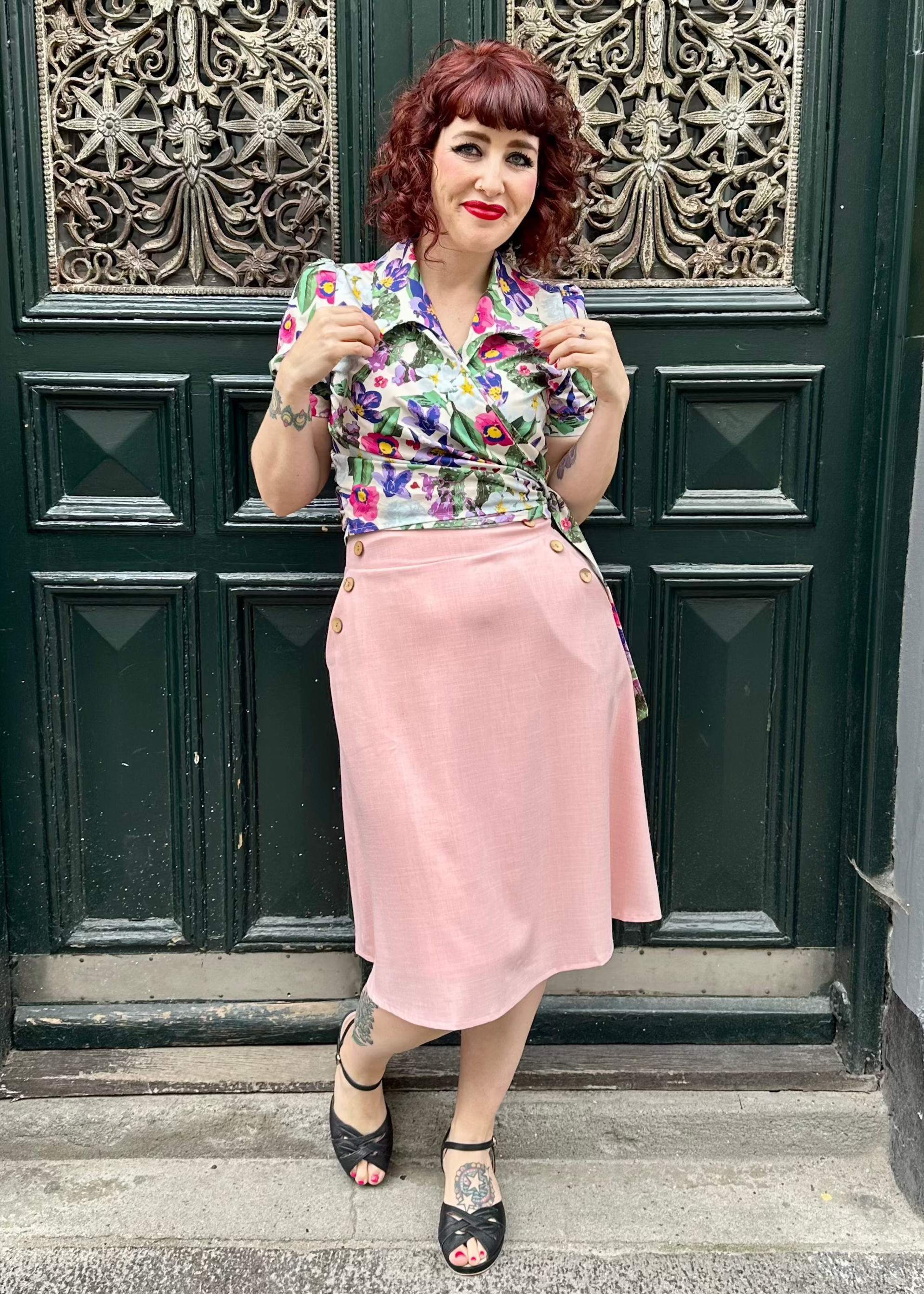 A-line nederdel med knapper i lys rosa aline nederdel Daisy Dapper