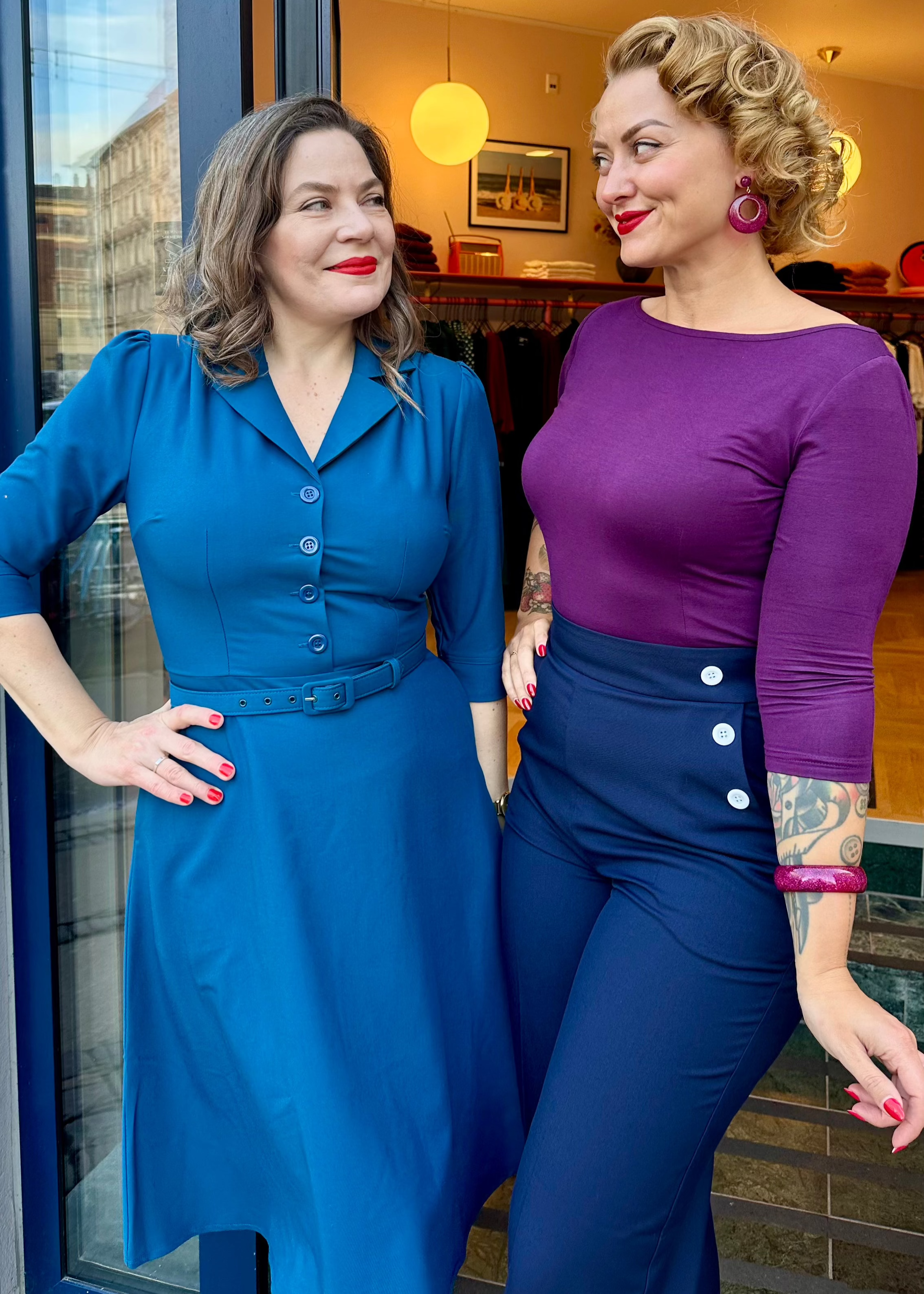 Betty skjortekjole med 3/4 ærmer i teal skjortekjole Daisy Dapper