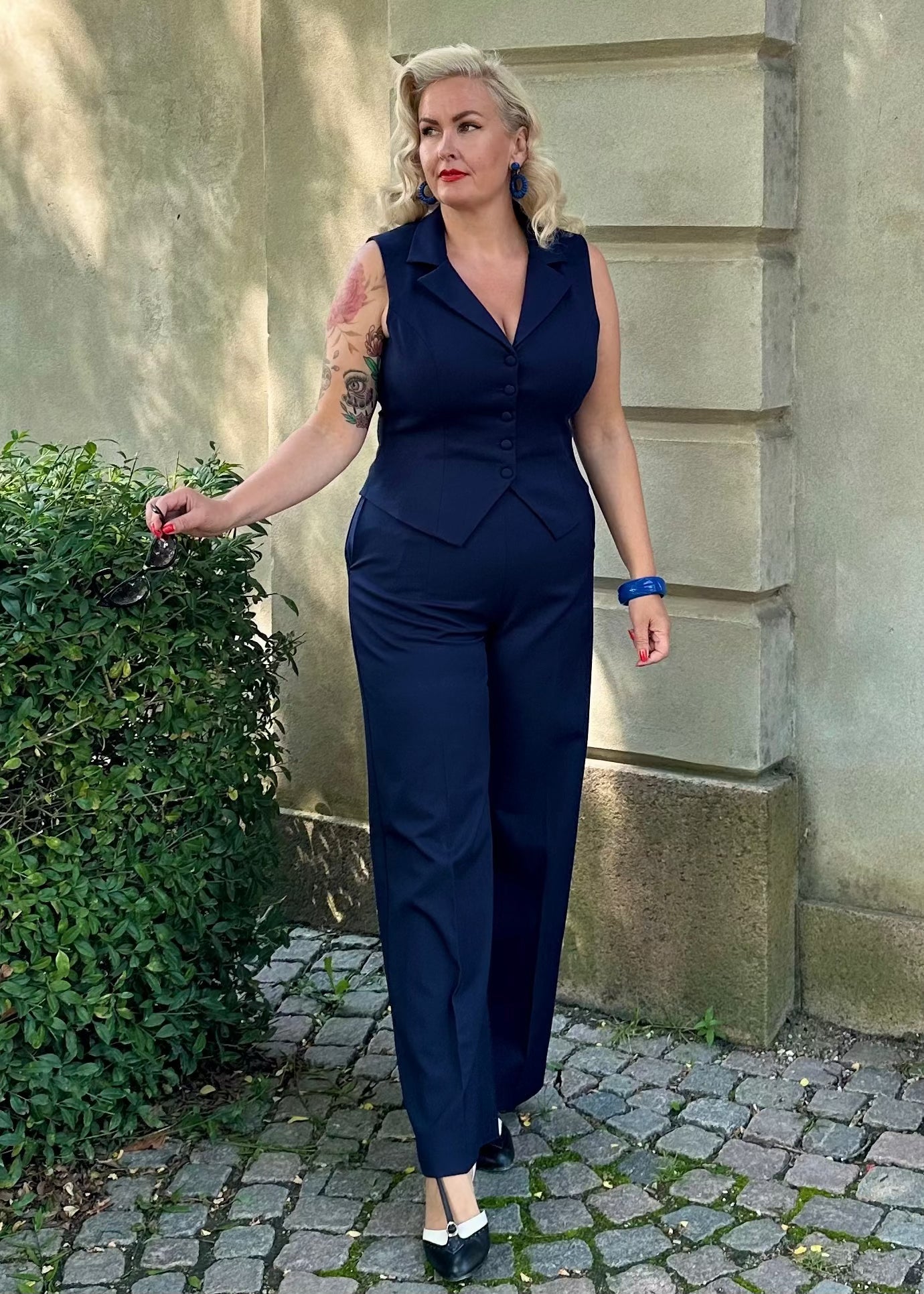 Billie højtaljede bukser i navy blå bukser Daisy Dapper