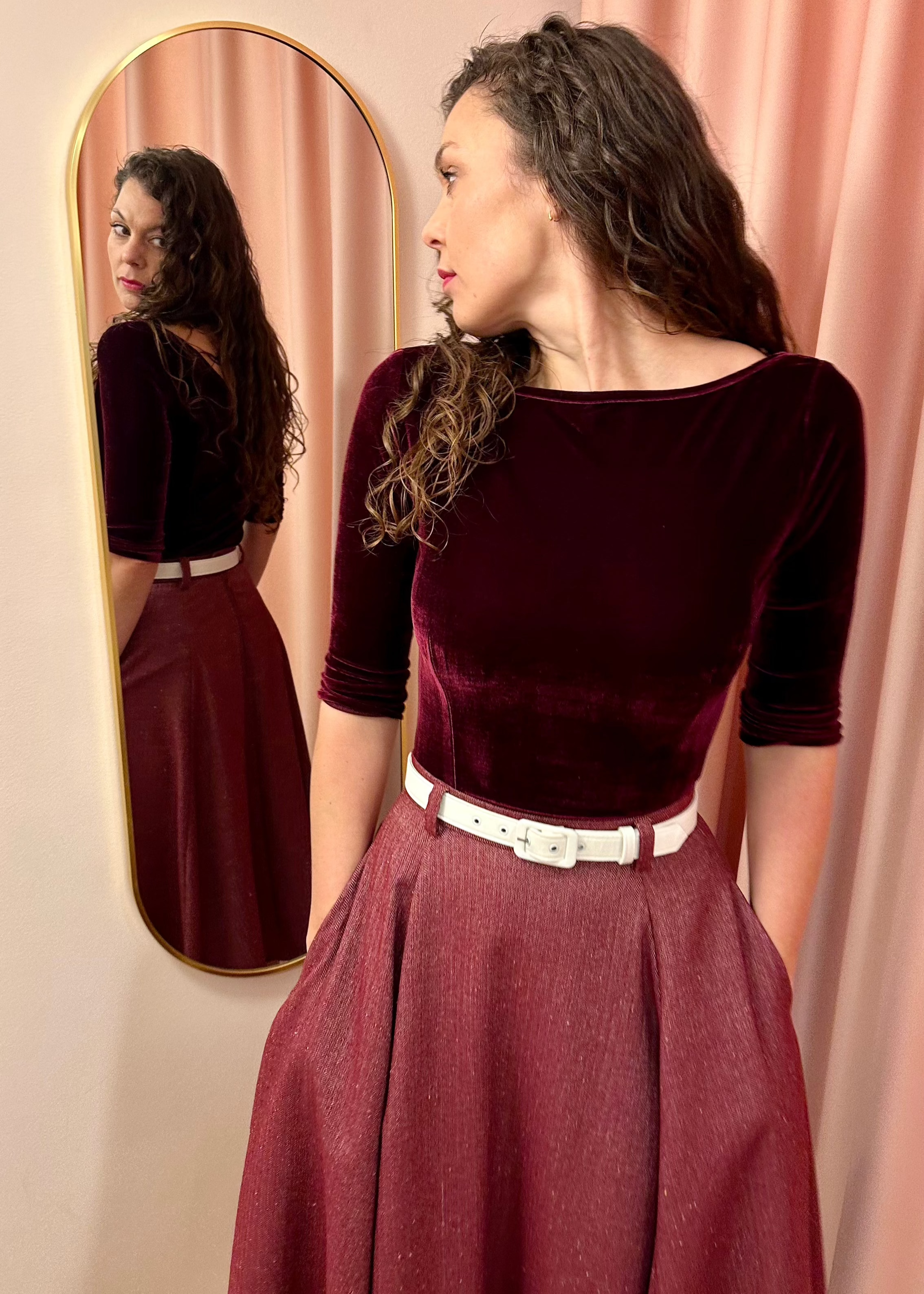 Boatneck vendbar top i bordeaux velour jersey top Daisy Dapper
