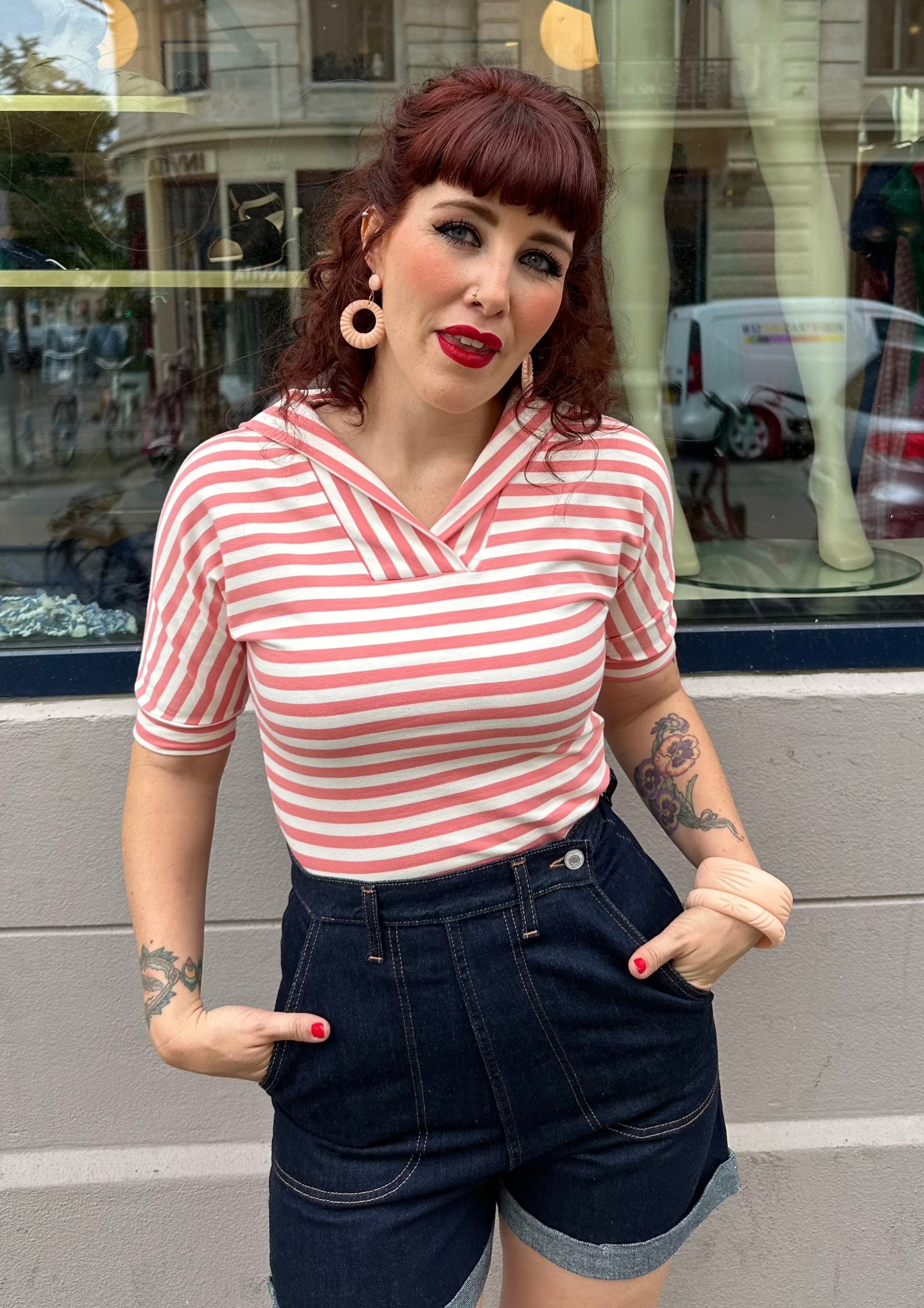 Buckleback højtaljede shorts i vintage stils denim Freddies Of Pinewood