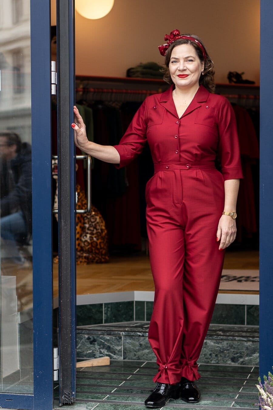 Daisy Dapper: Buksedragt med 3/4 lange ærmer i rust toej Daisy Dapper