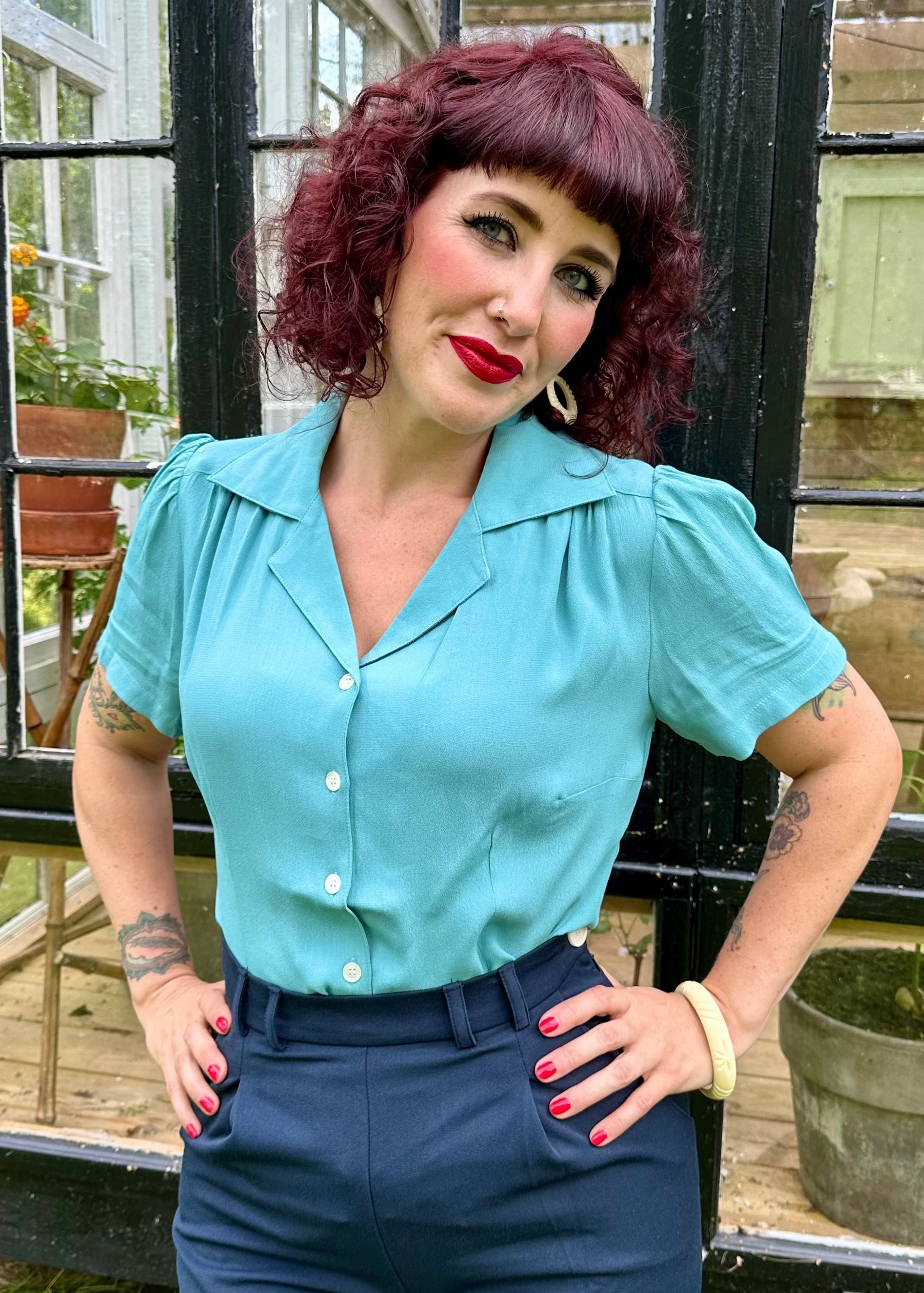 Gene kortærmet skjorte i teal kortærmet skjorte Weekend Doll