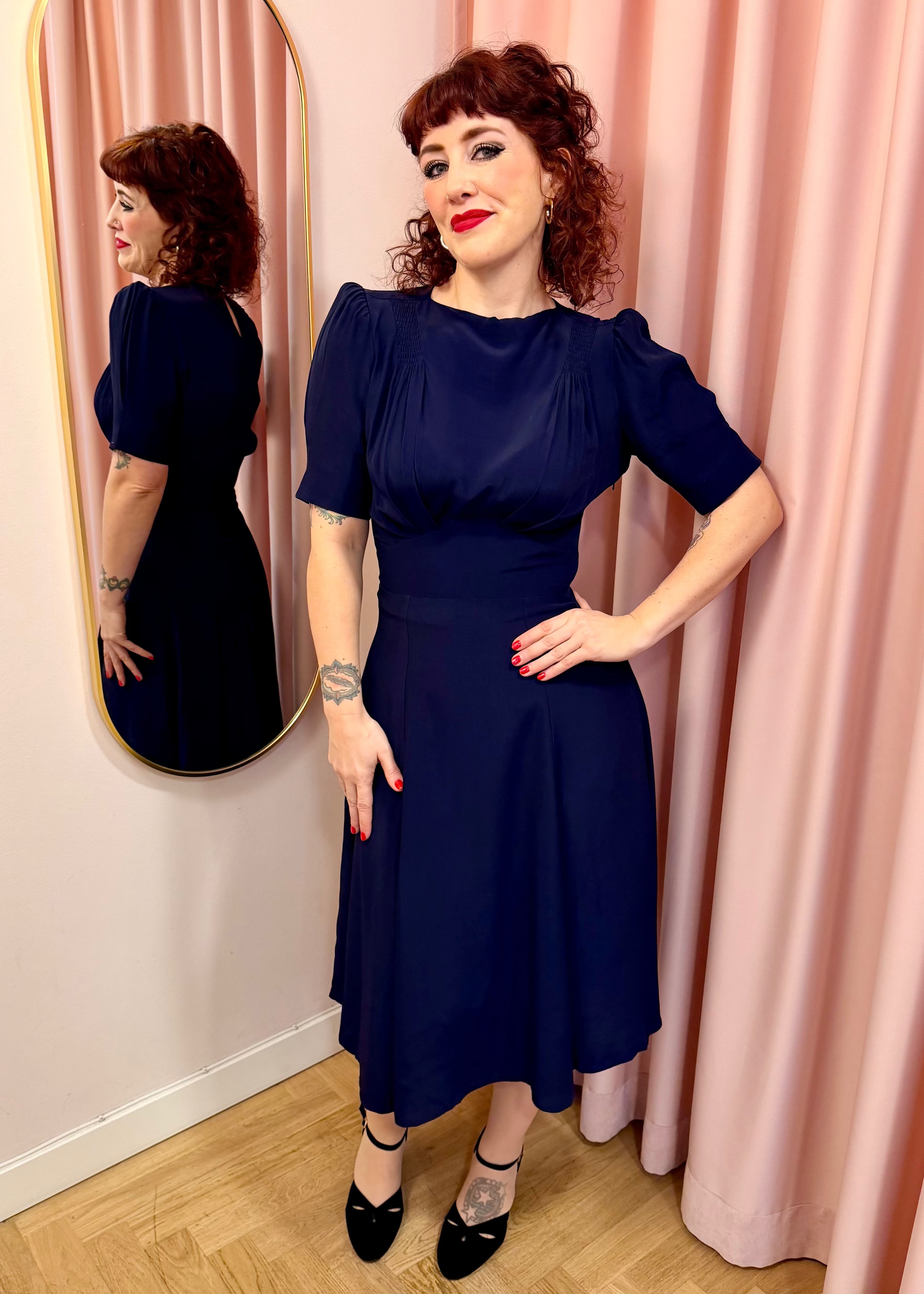 'Girl Friday' 1940'er stils kjole - navy blå aline kjole House of Foxy