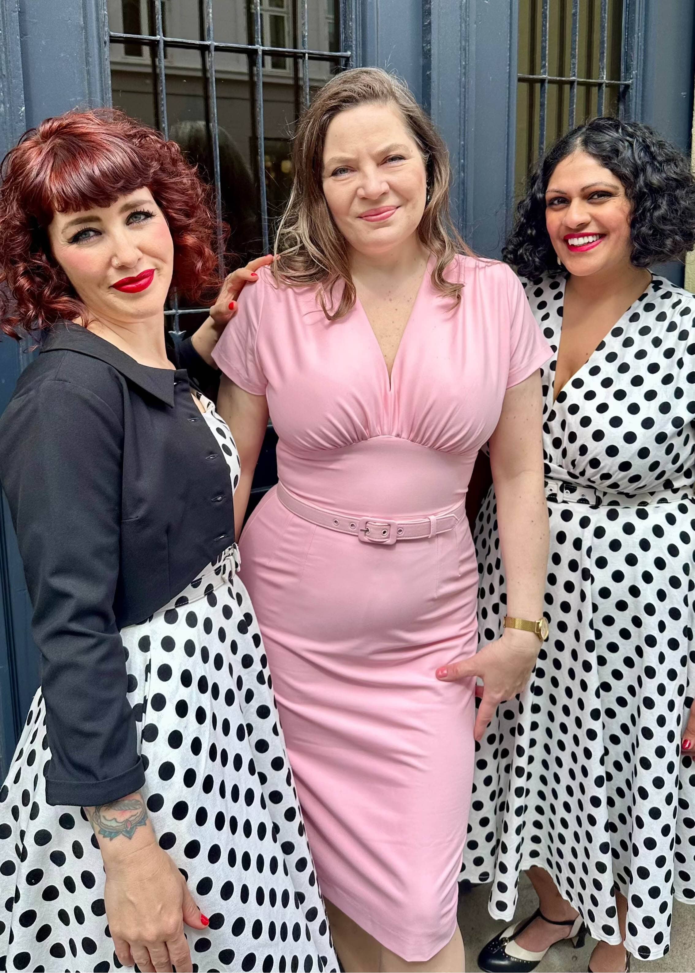 Holly pencilkjole i cherry blossom Kjoler Daisy Dapper
