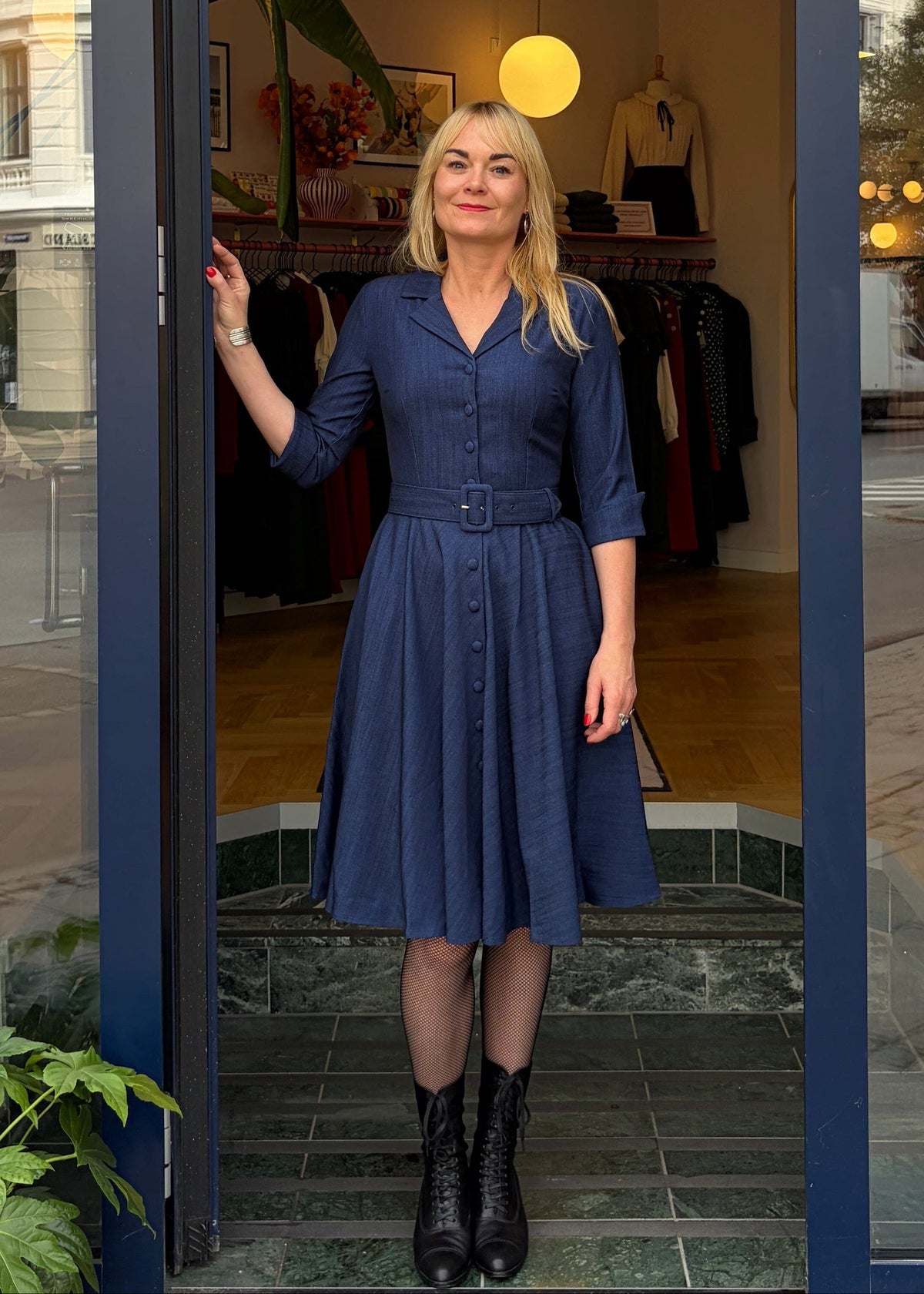 Kelly 1950er swing kjole - denim-look skjortekjole Daisy Dapper