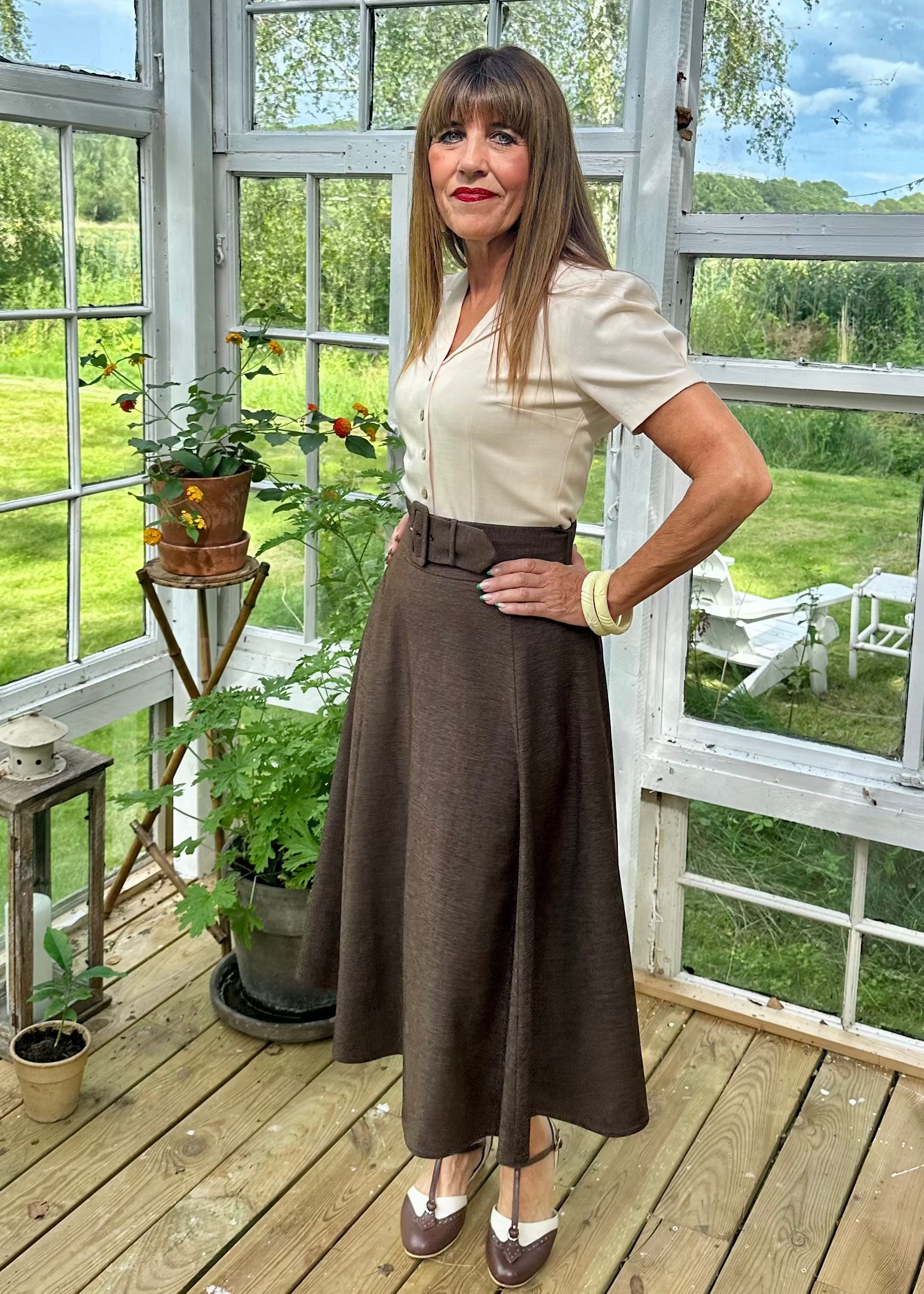 Midi skirt med bælte - brun midi nederdel Daisy Dapper