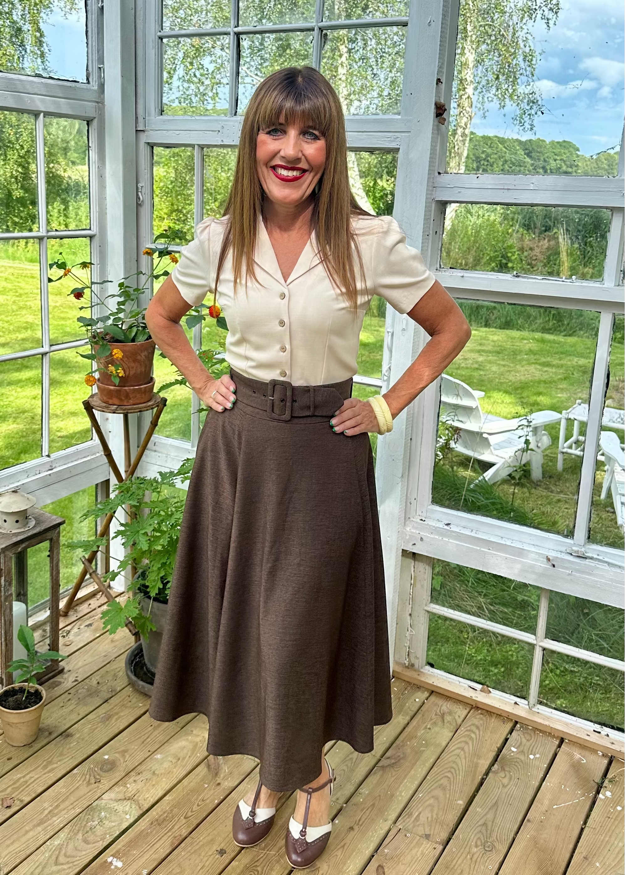 Midi skirt med bælte - brun midi nederdel Daisy Dapper