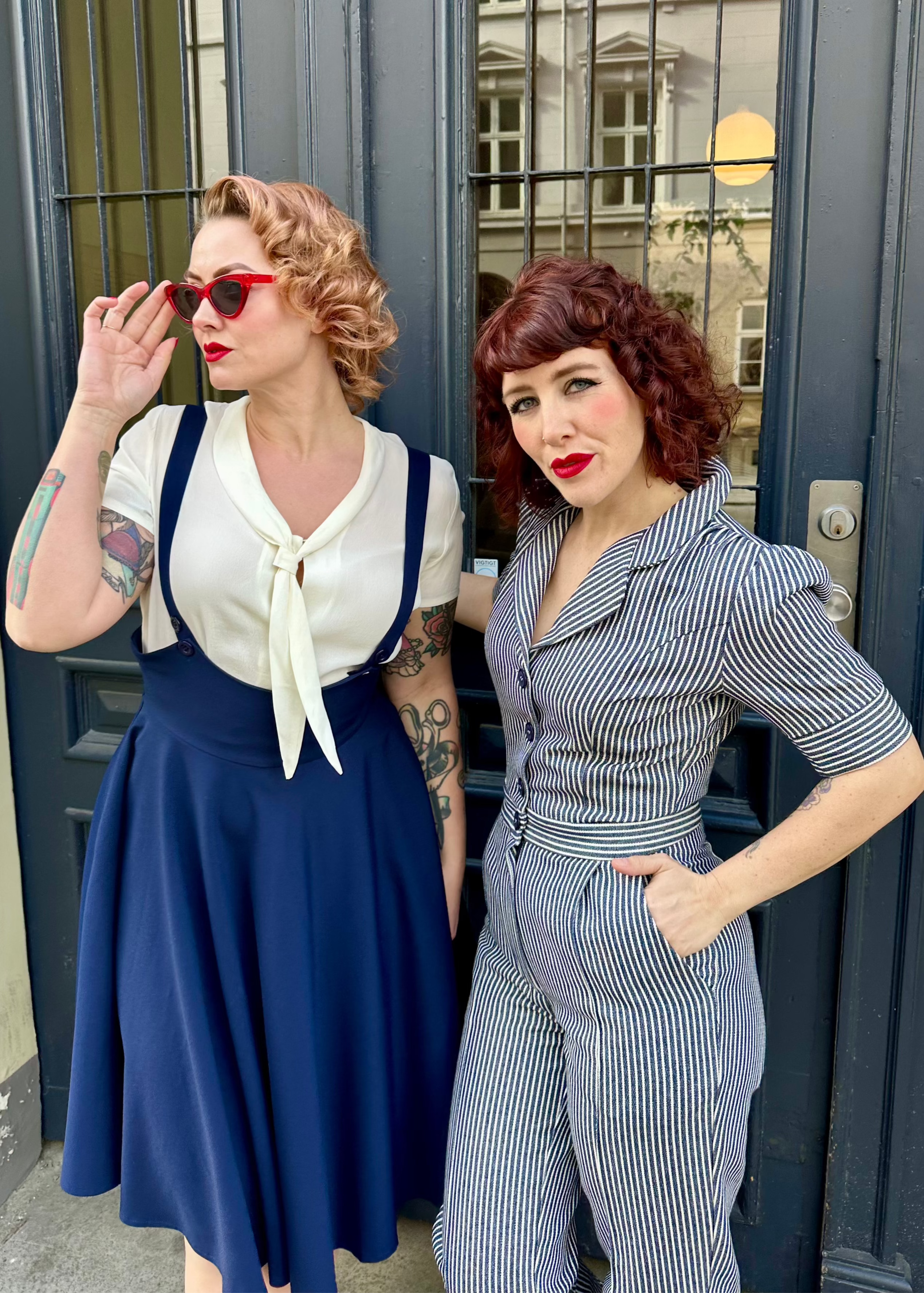 Pinafore swingnederdel i navy blå Nederdel Daisy Dapper