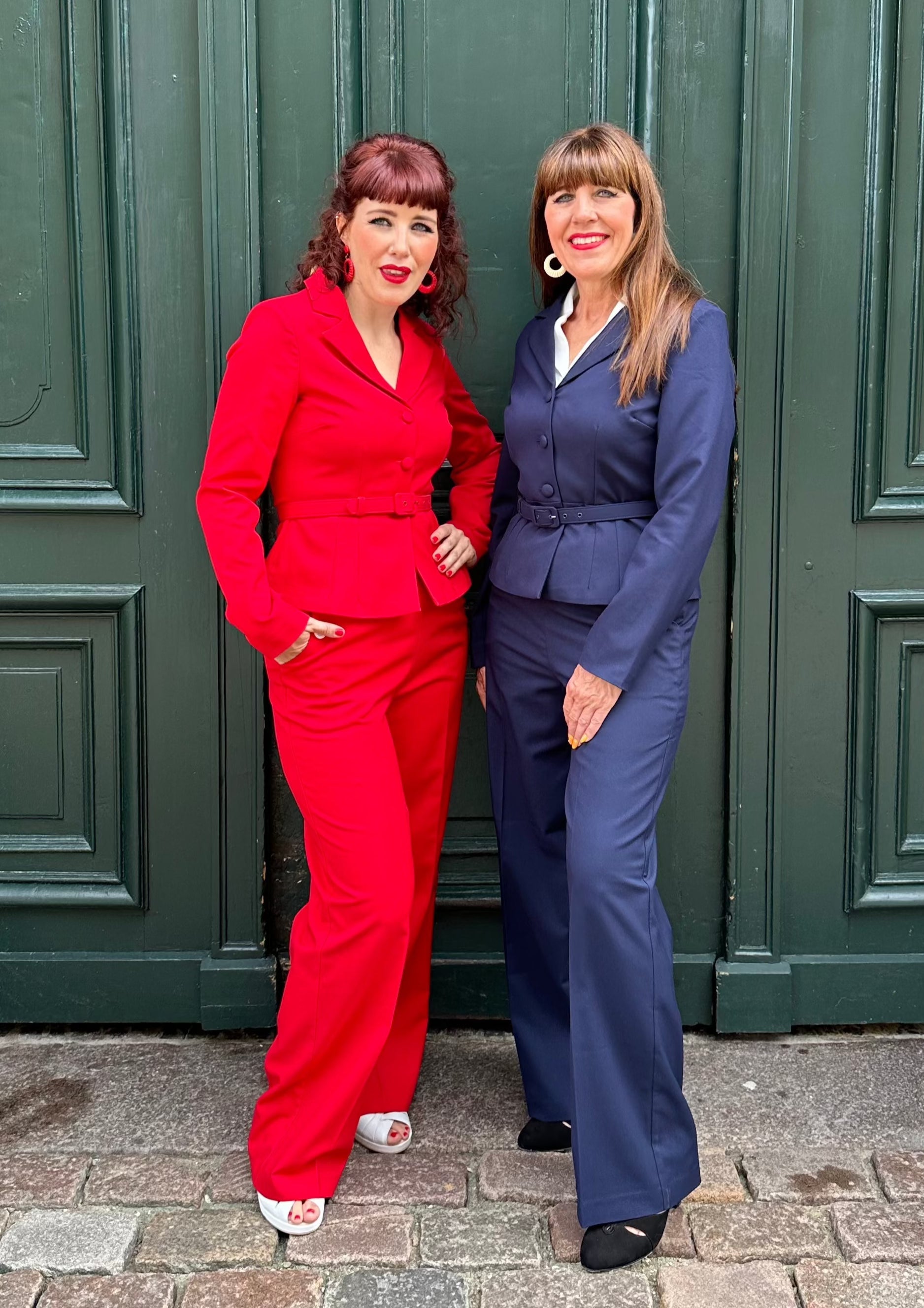 Siri taljeret blazer i navy blå tøj Daisy Dapper