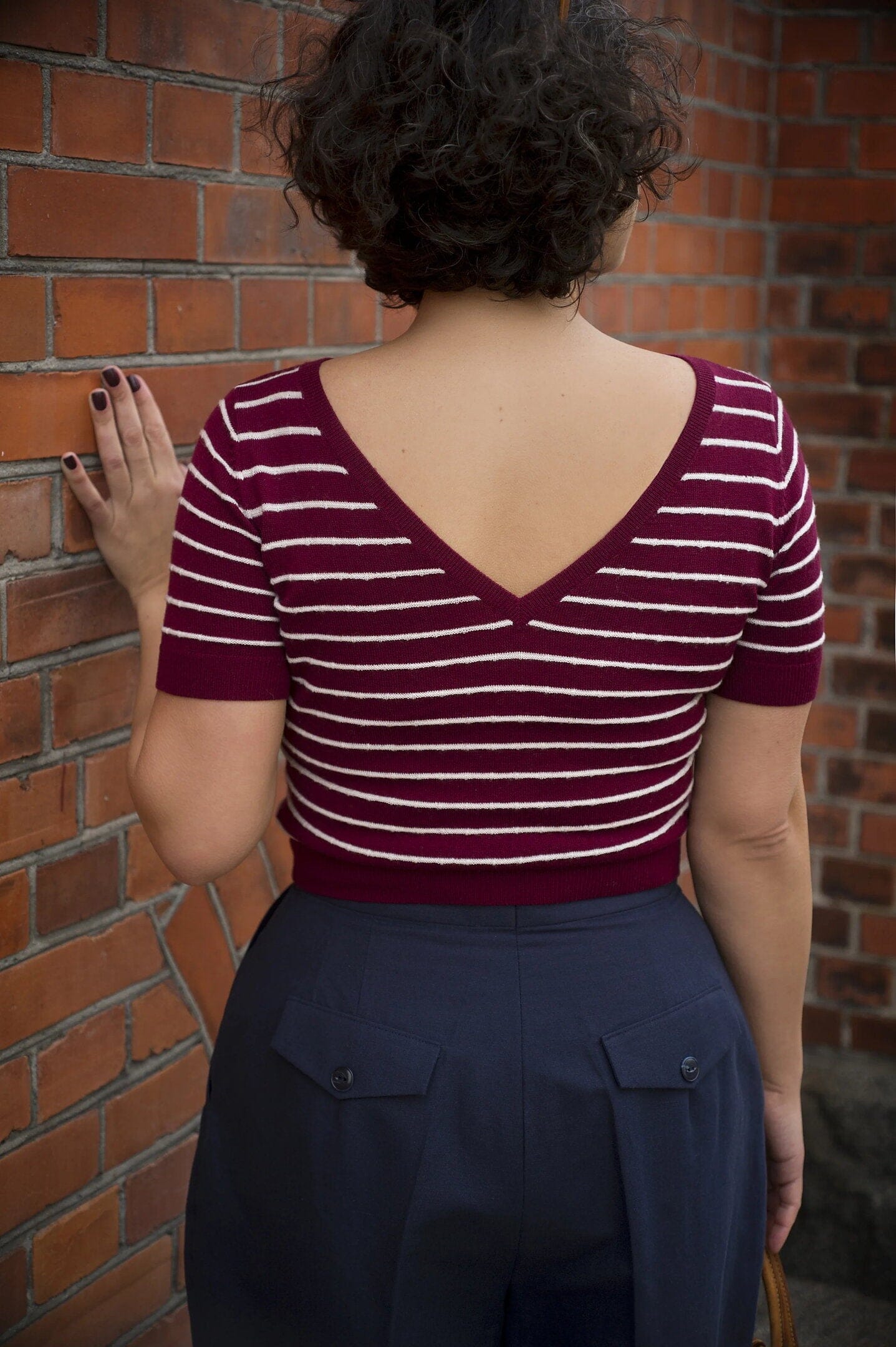 The "Emmy Goes to Paris" Top - Vinrød stribet uld bluse Emmy Design