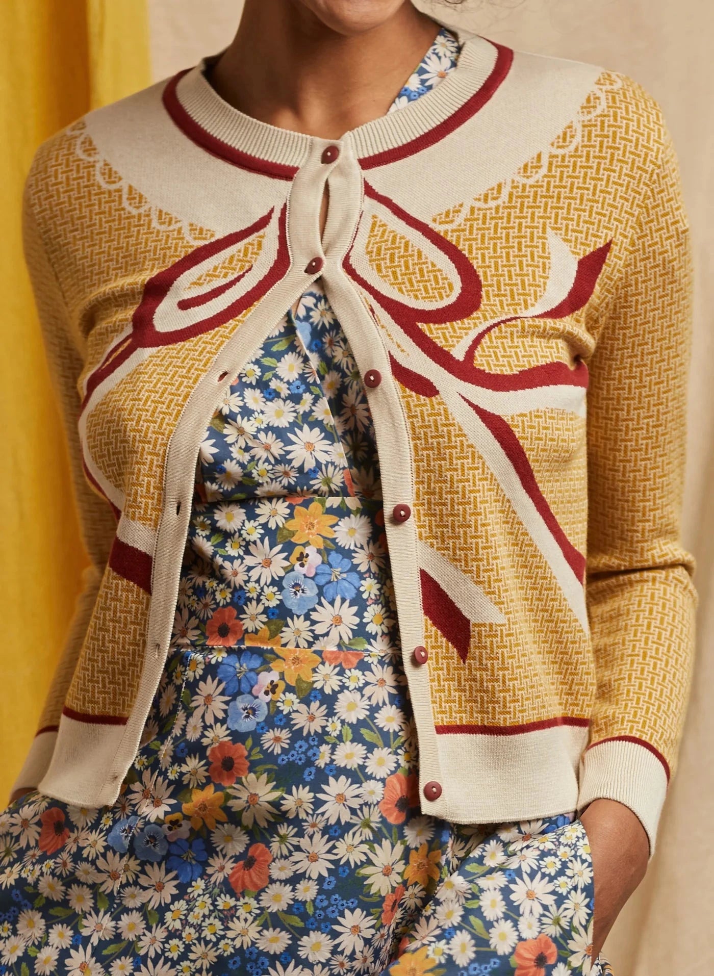 Vera Cardigan – Mustard Ribbons Strik Palava