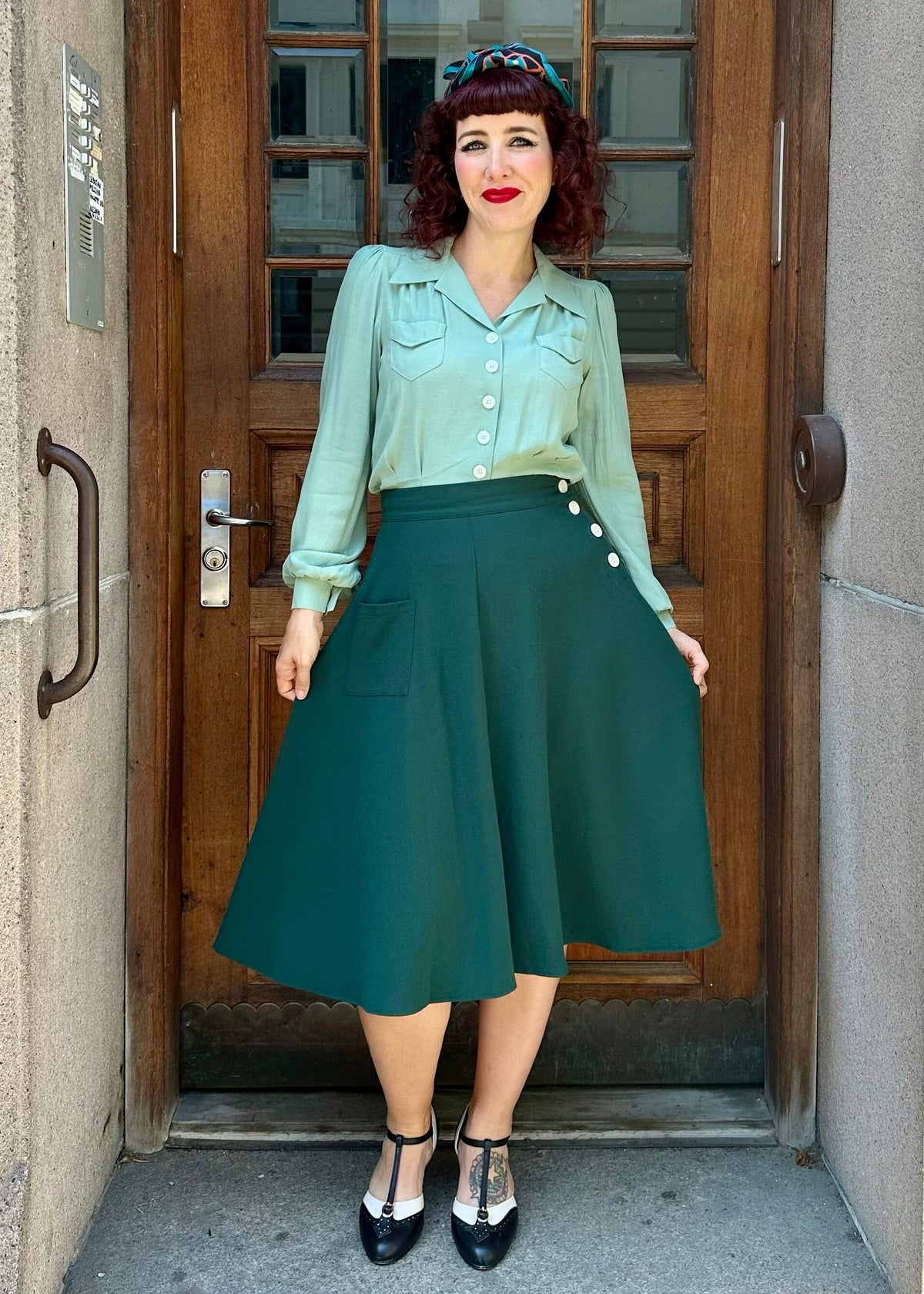 Vintage style A-line skirt in bottle green from House Of Foxy display picture 1
