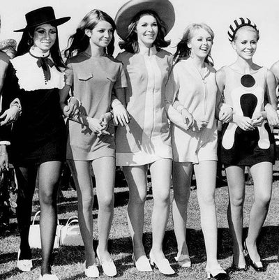 Fashion in the 60s 🌟 