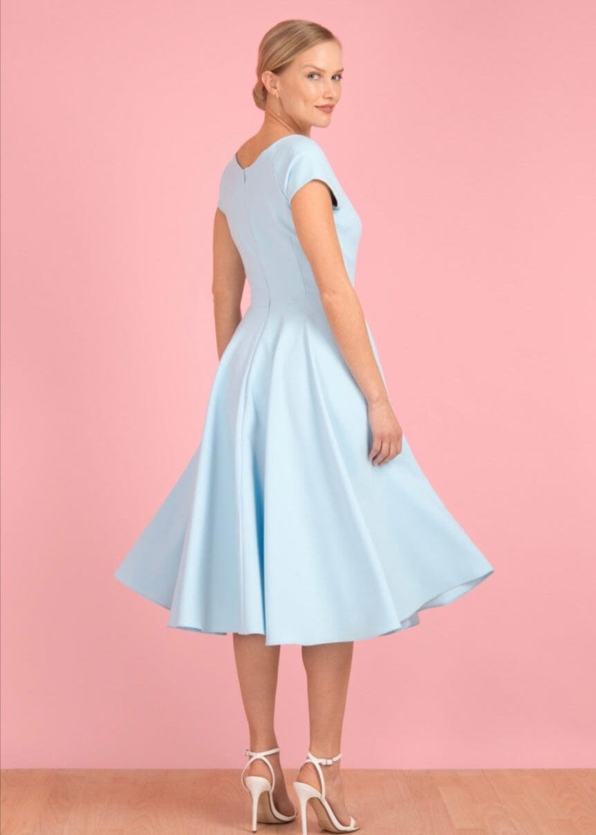1950'er Hourglass swingkjole i lyseblå swing kjole Pretty Dress Company 