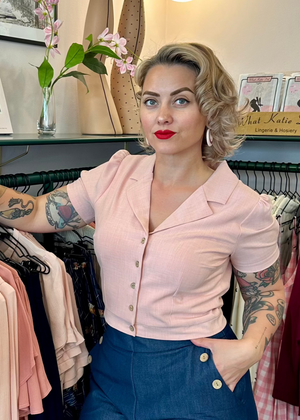 Daisy kortærmet skjorte i lys rosa kortærmet skjorte Daisy Dapper 