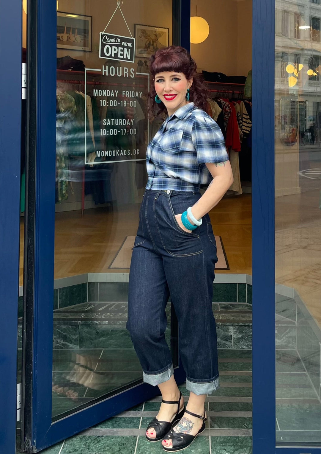 Pedal-Pusher jeans in high-waisted 50s look from Freddies of Pinewood