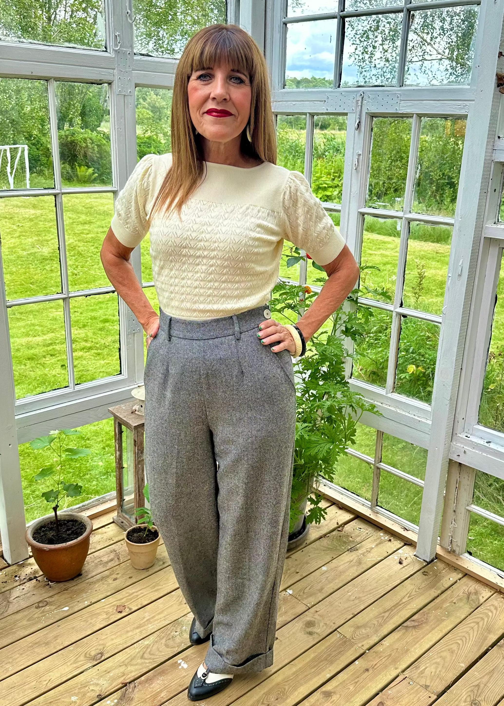 Lana strikbluse i råhvid top Weekend Doll 