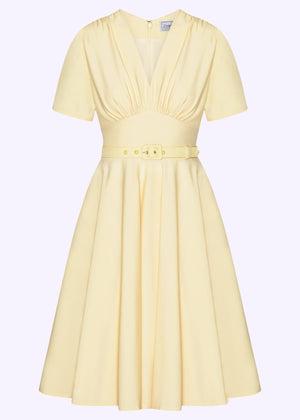 Marilyn swingkjole med korte ærmer i lys gul swing kjole Daisy Dapper 