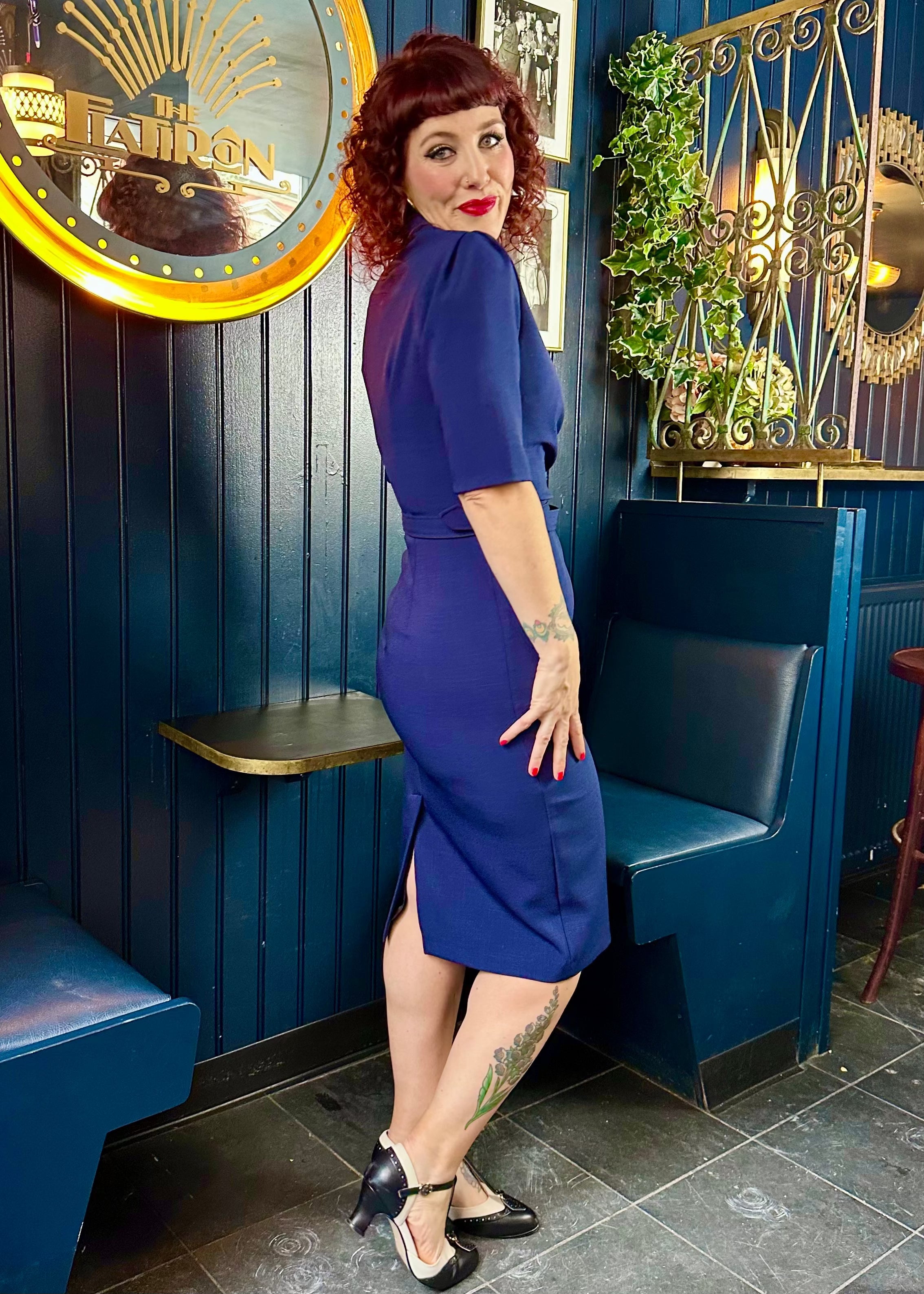 Piper Pencil Kjole i navy swing kjole Pretty Dress Company 