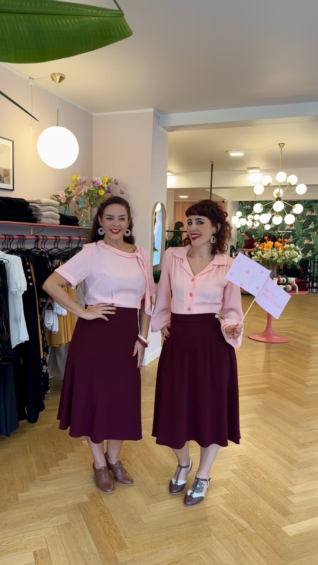 Bette Midi skirt in burgundy from Weekend Doll