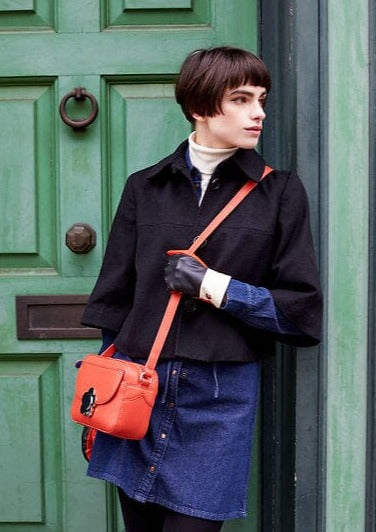 Retro handsker i sort, hvid og rød læder Accessories Mabel Sheppard 