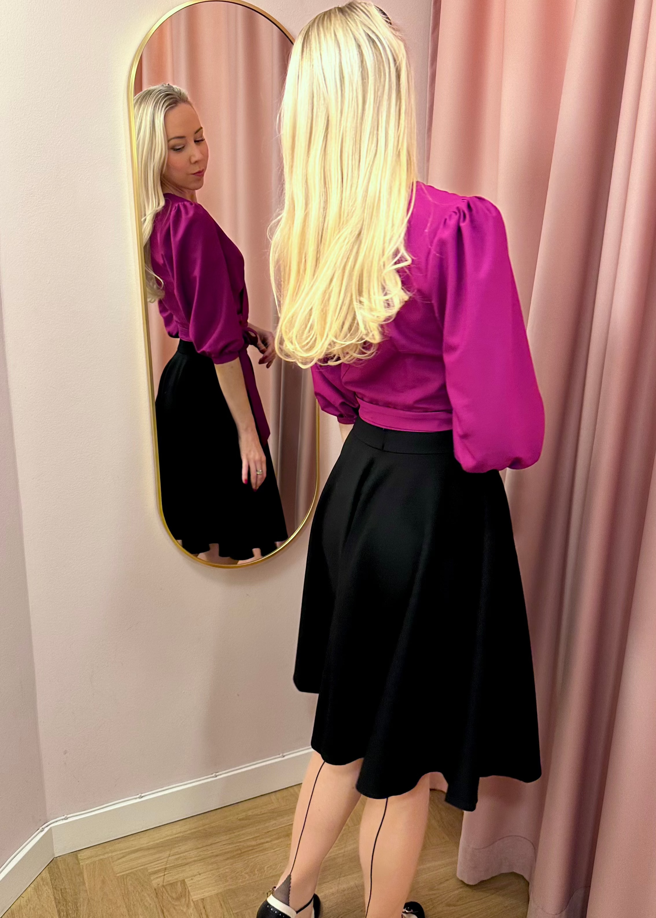 Slåom bluse i fuchsia pink bluse Daisy Dapper 