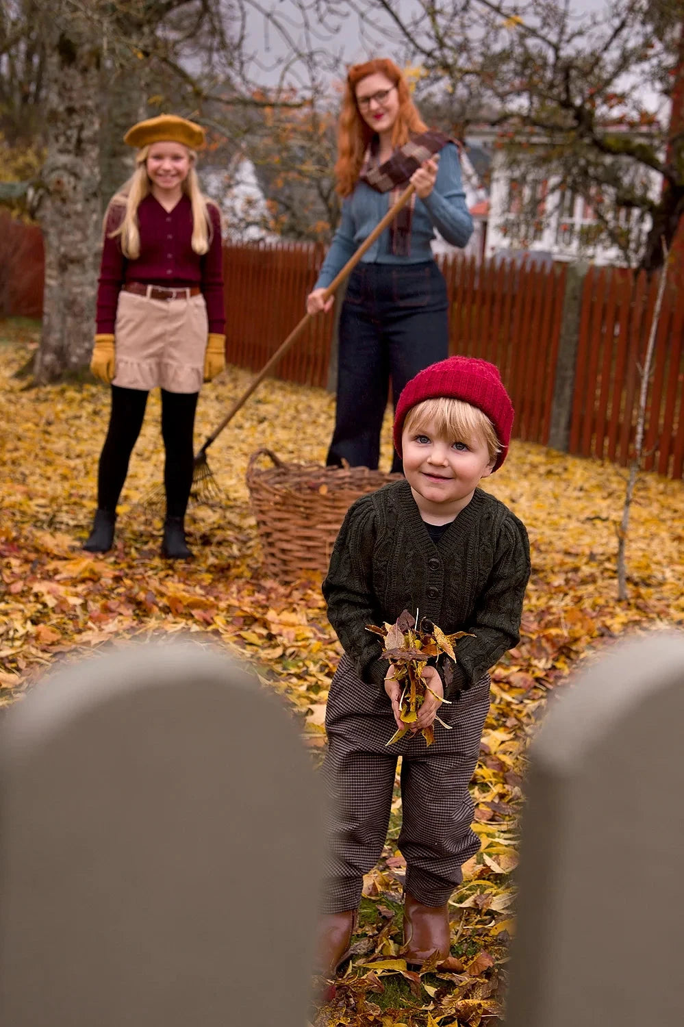 The little Ice Skater Cardigan pine green melange cardigan Emmy Design 