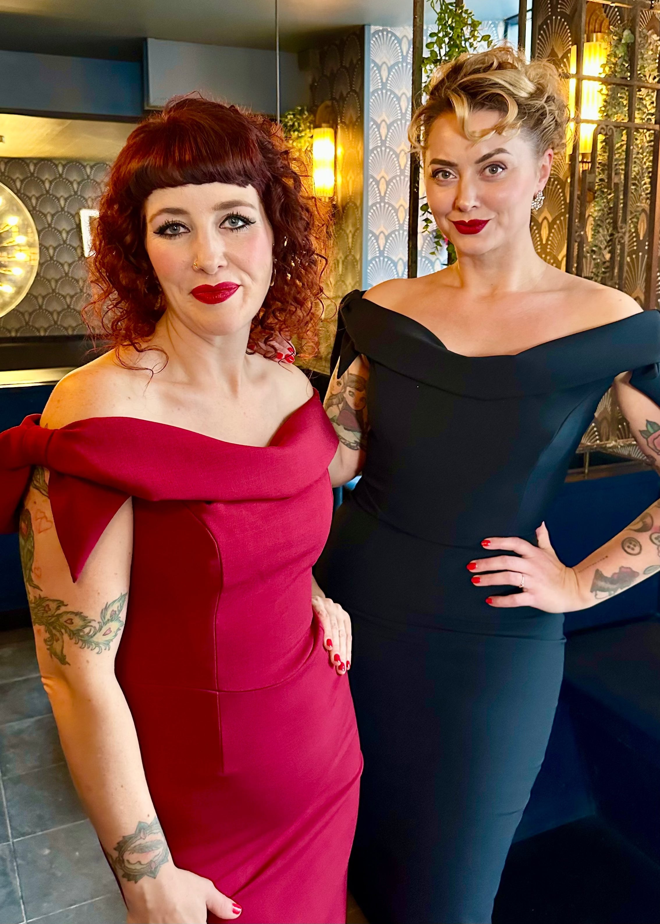 Tilly pencil kjole i Sort swing kjole Pretty Dress Company 