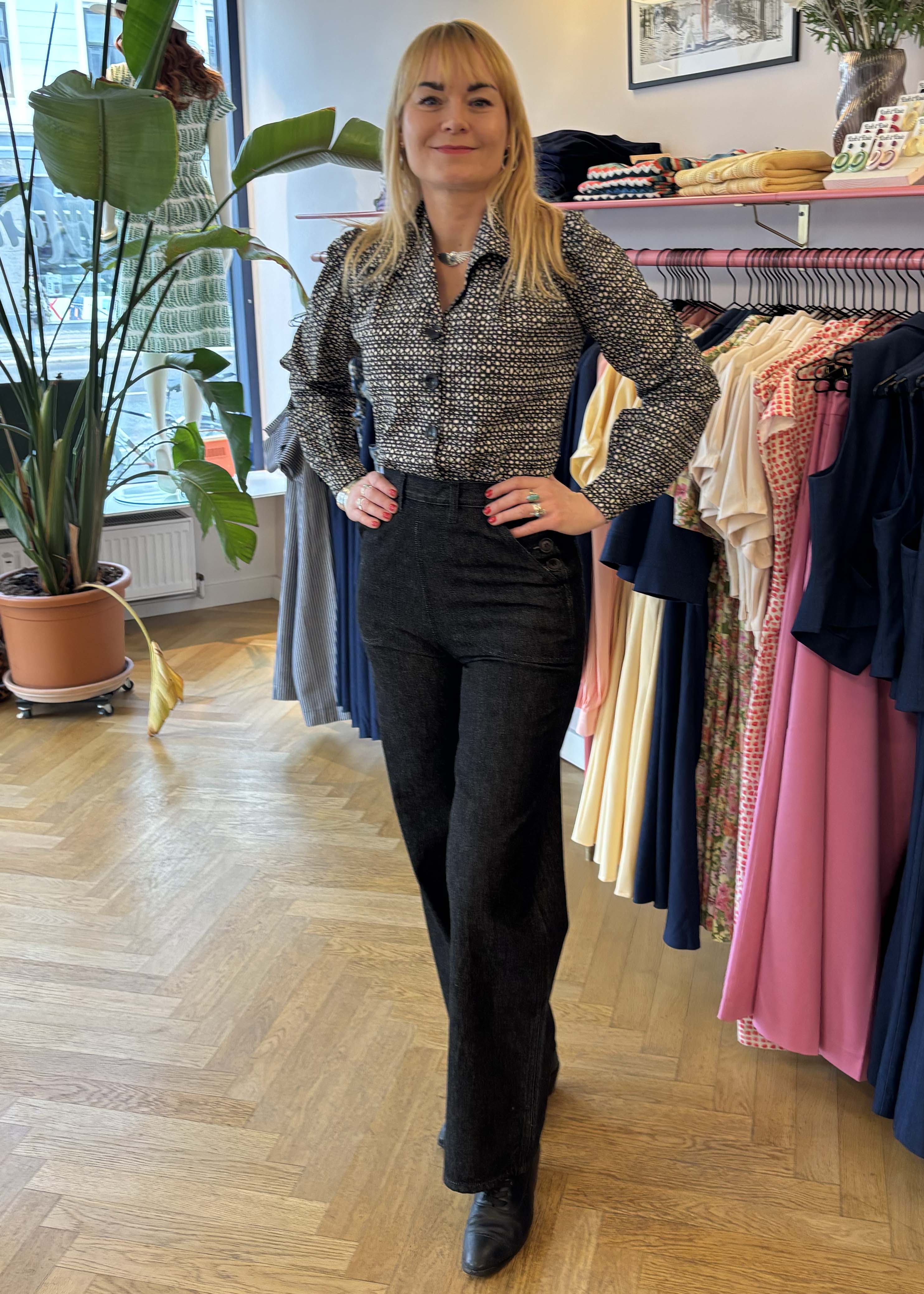 Freddies of Pinewood - Jeans og bluser i vintage stil