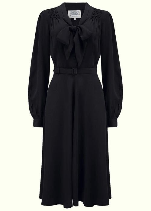 Eva longsleeve dress with pussy bow - black