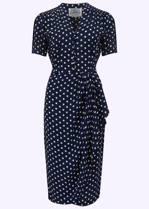 Simple vintage style 1940s dress in navy blue Simple vintage style 1940s dress in navy blue