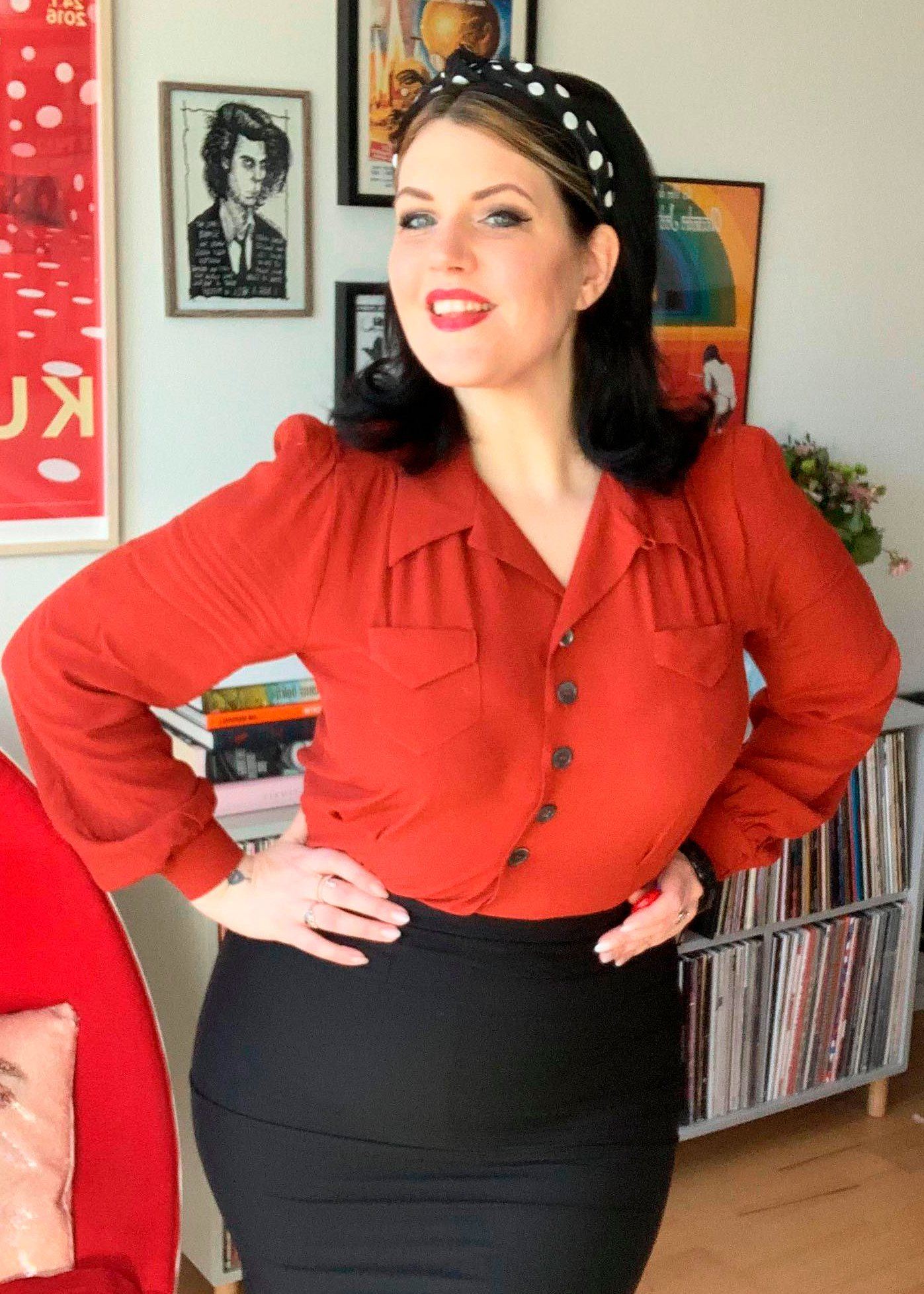 Sweetheart vintage style shirt blouse in rust color from House of Foxy